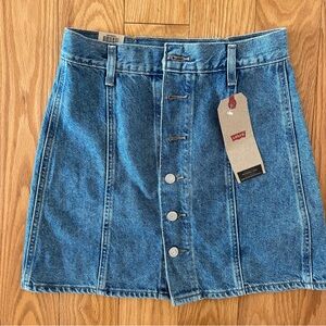 Levi’s denim skirt